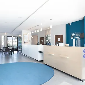 *** Hotel Express - Marseille Airport, An Ihg Francie